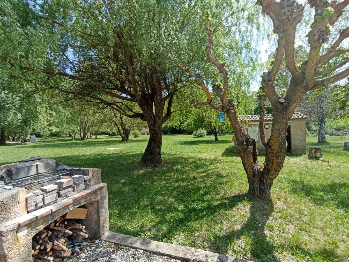 Maison De Campagne Allemagne-en-Provence Exteriér fotografie